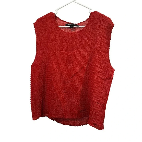Josephine Chaus red scrunch top - Picture 1 of 3